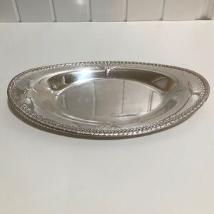 Oneida Silverplate Tray Fantasy Tudor Plate